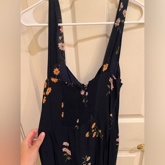 Reformation floral navy midi dress - Picture 6 of 7